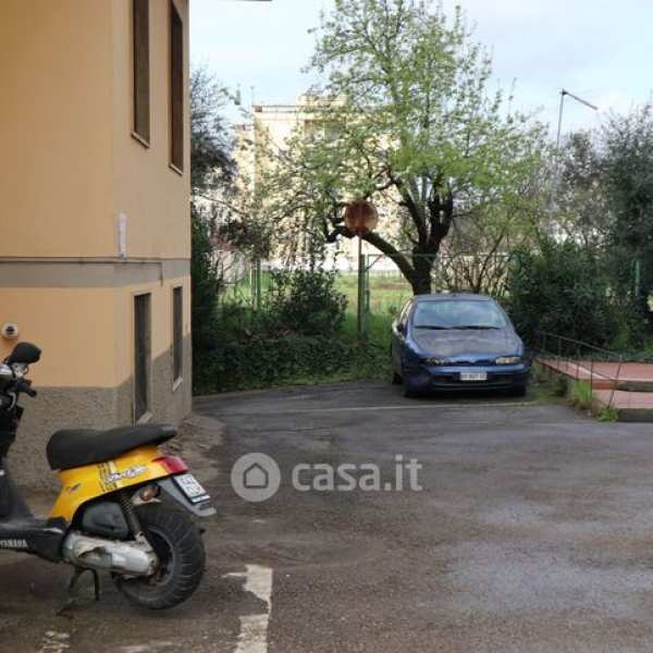 Ufficio in commerciale in Via Aretina