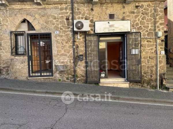 Attivitã /licenza (con o senza mura) in commerciale in Via di San Francesco 6