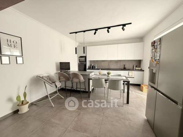 Villa in residenziale in Via Principe Amedeo 34