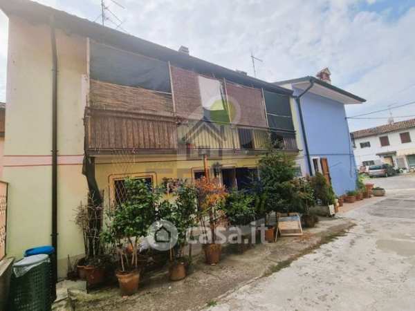 Casa indipendente in residenziale in Via Trieste
