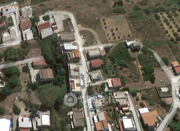 Appartamento in residenziale in Via Caronte