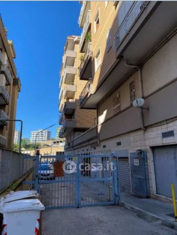 Box/posto auto in residenziale in Via Consalvo 191