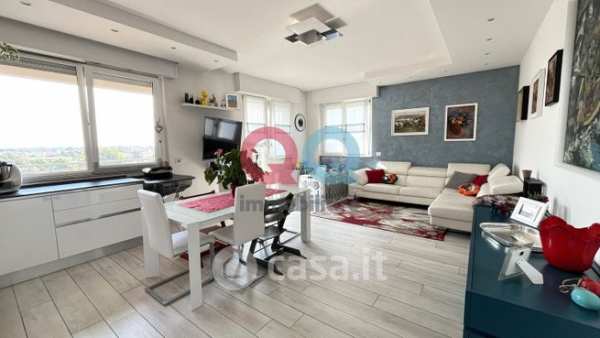 Appartamento in residenziale in Viale Trieste 10