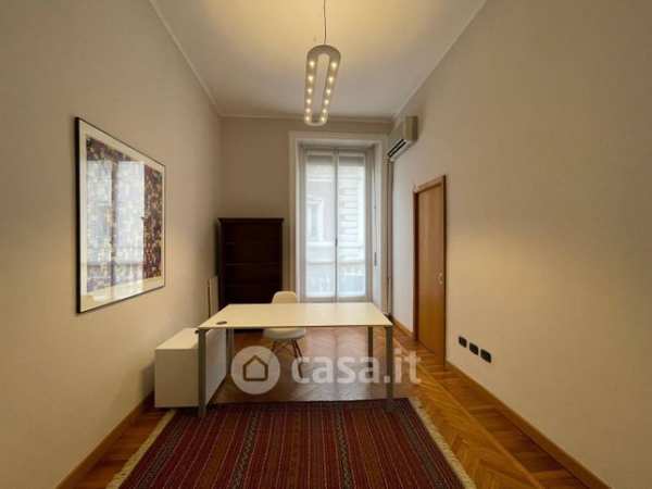 Ufficio in commerciale in Piazza Solferino