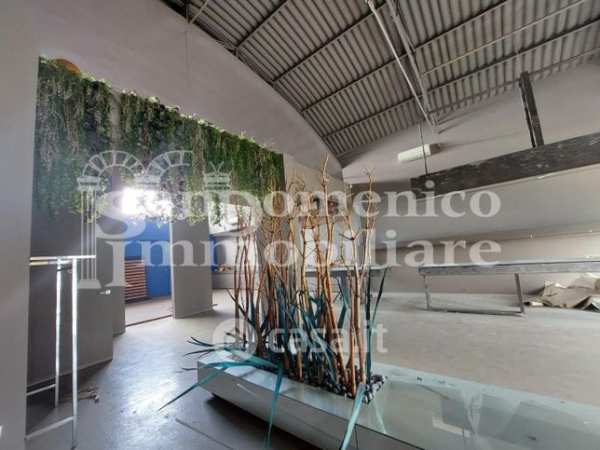 Capannone in commerciale in Via Salvo D'Acquisto