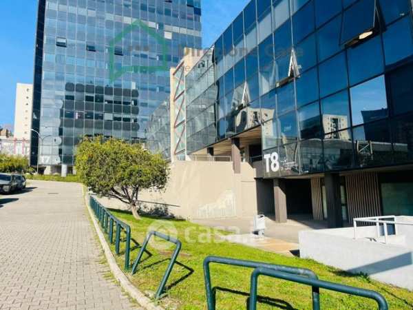 Ufficio in commerciale in Via Nuova Poggioreale