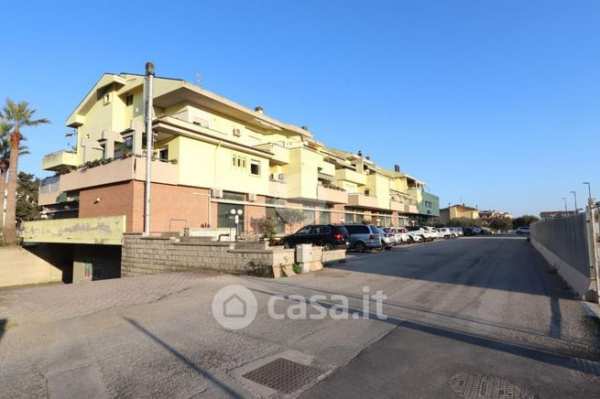 Box/posto auto in residenziale in Via Giovanni Ricci 15