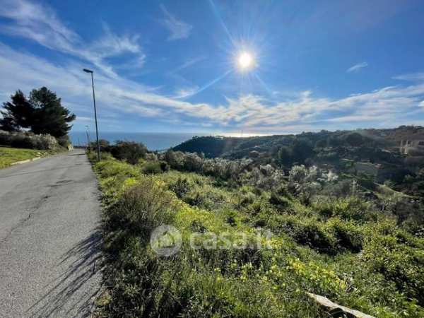 Terreno edificabile in residenziale in Via Cornice dei Due Golfi