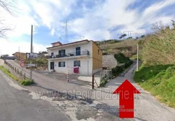 Appartamento in residenziale in Contrada Pisciarelli 69