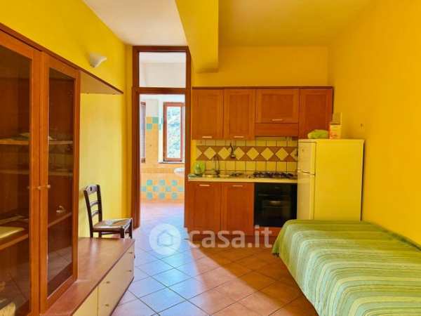 Appartamento in residenziale in Via Villa Comunale 40