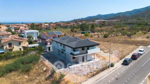 Villa in residenziale in 
