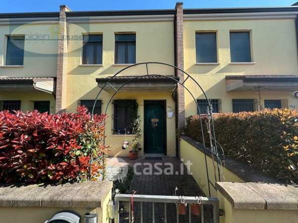 Villetta a schiera in residenziale in Via Gaetano Montanari 14