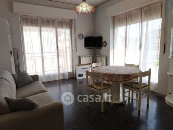 Appartamento in residenziale in Via Foce 15