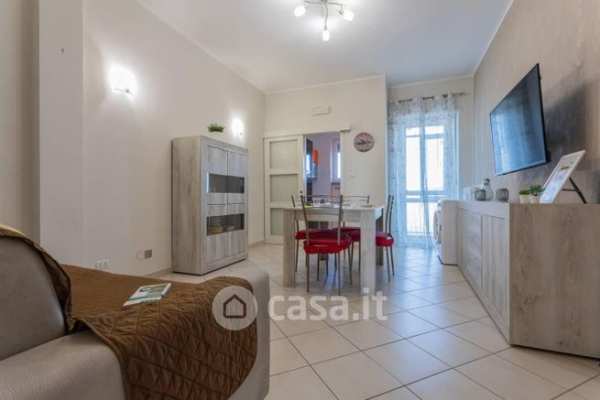 Appartamento in residenziale in Via Gaspero Barbera 33