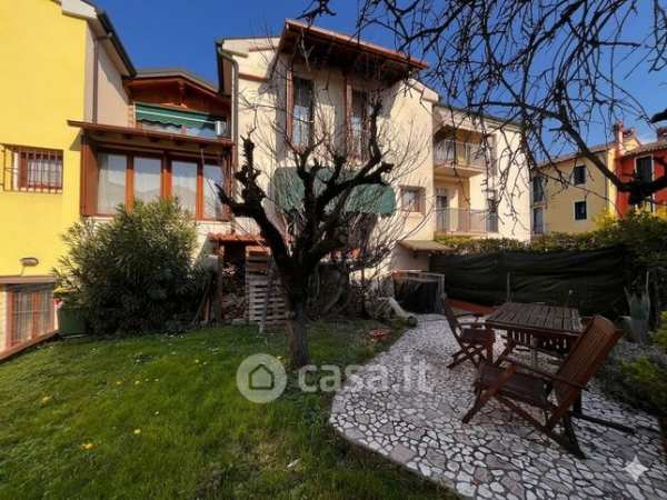 Villetta a schiera in residenziale in 
