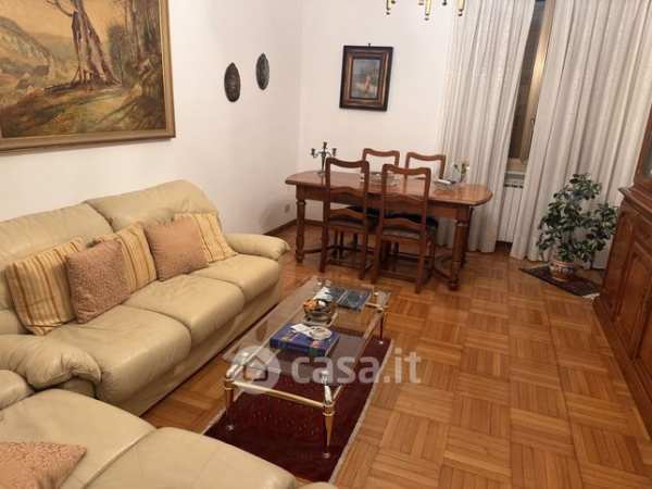 Appartamento in residenziale in Via Giuseppe Casaregis