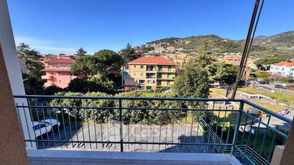 Appartamento in residenziale in Via Morelli 21