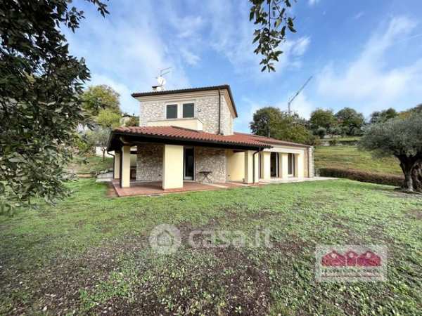 Villa in residenziale in Via San Giovanni Battista