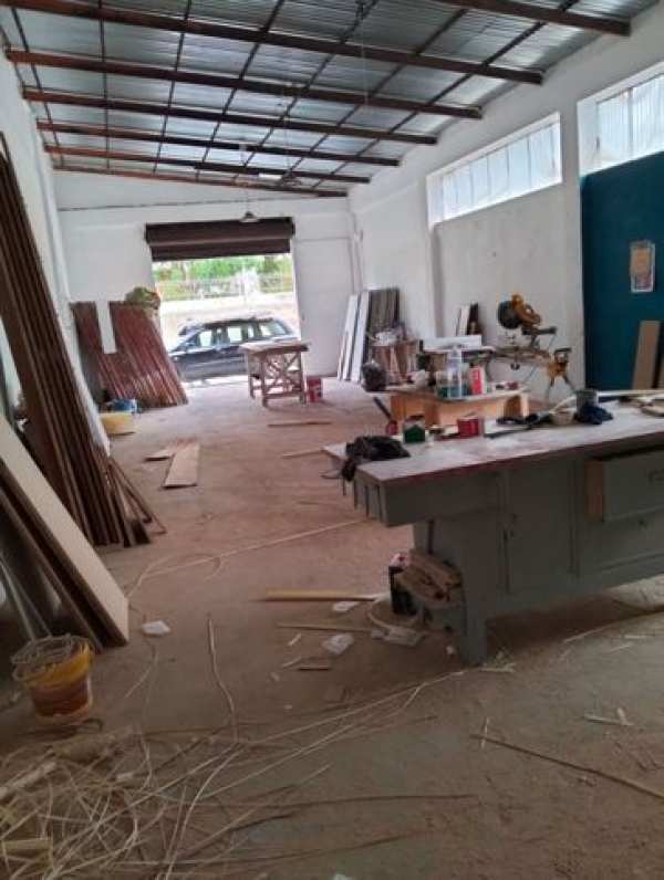 Capannone in commerciale in Via Villa Cardillo 20