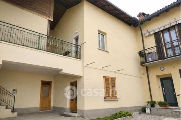 Casa bi/trifamiliare in residenziale in Via Basilica 22