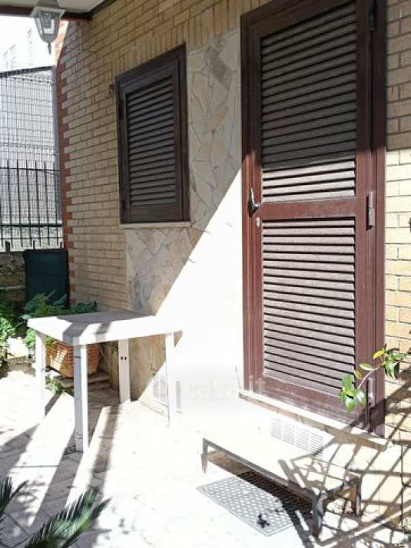 Ufficio in commerciale in Via Giangiacomo Caraglio