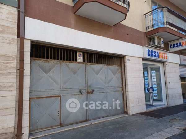 Box/posto auto in residenziale in Via Giovanni Casalino 165