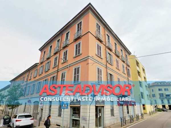 Appartamento in residenziale in Via Volturno 37