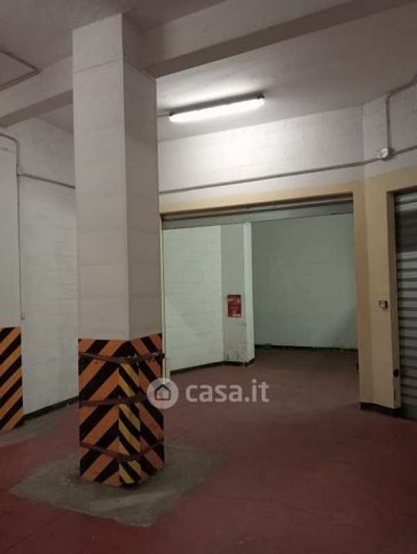 Box/posto auto in residenziale in Via Giacomo Biga