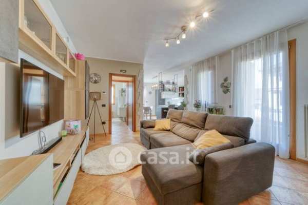 Appartamento in residenziale in Via Lorenzo Perosi 108