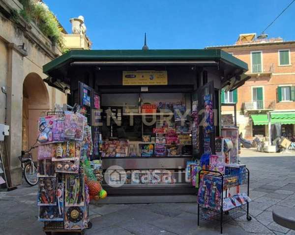 Attivitã /licenza (con o senza mura) in commerciale in Piazza Eroe dei Due Mondi