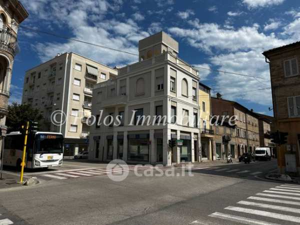 Ufficio in commerciale in 