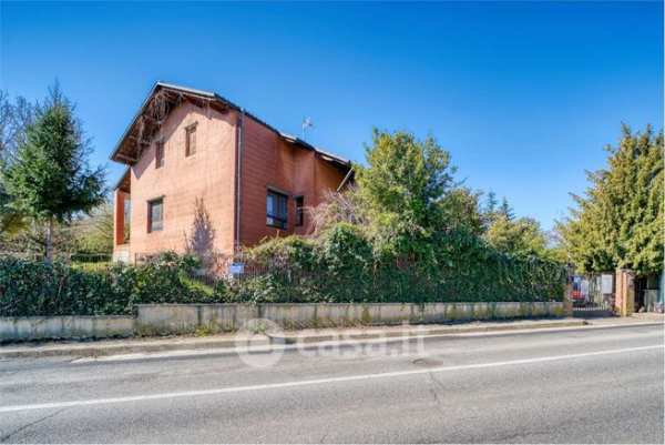 Villa in residenziale in Via Roaschia