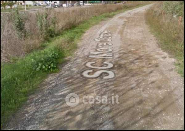 Terreno agricolo in commerciale in km 10.800