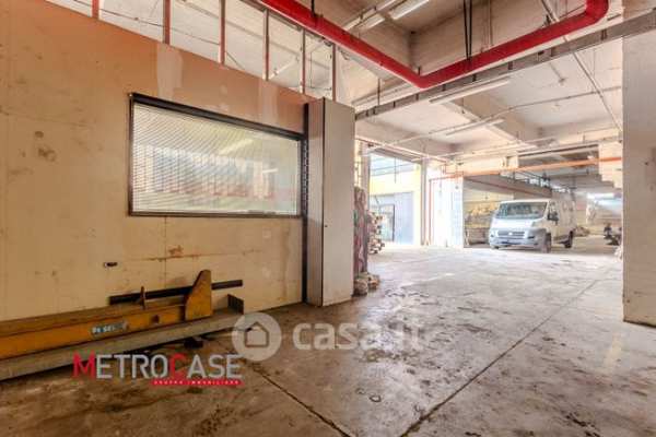 Capannone in commerciale in Lungo Dora Pietro Colletta 113 /14
