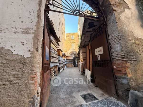 Capannone in commerciale in Vico San Maria del Pozzo