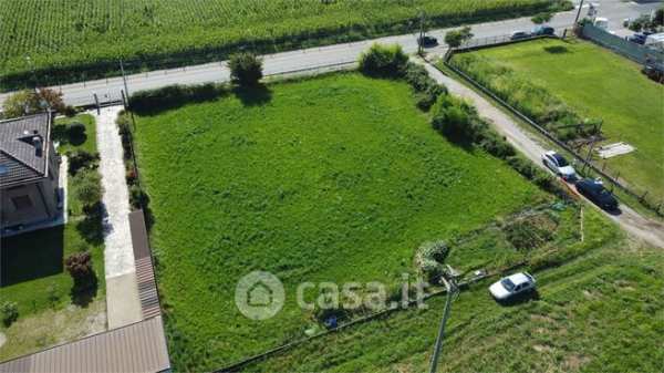Terreno edificabile in residenziale in Via XXV Aprile