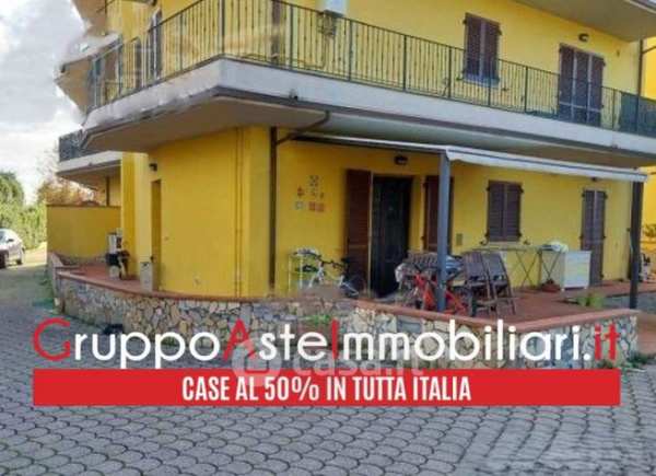 Appartamento in residenziale in Via Vetriano