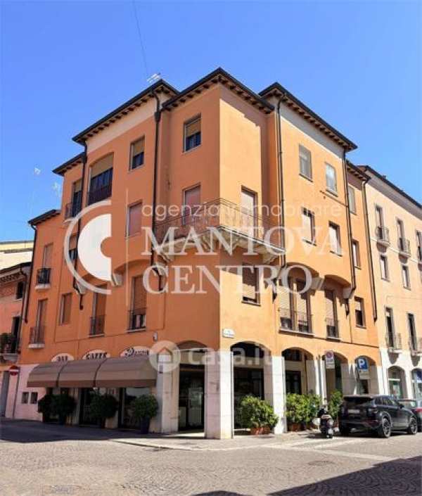 Appartamento in residenziale in Via Giulio Romano