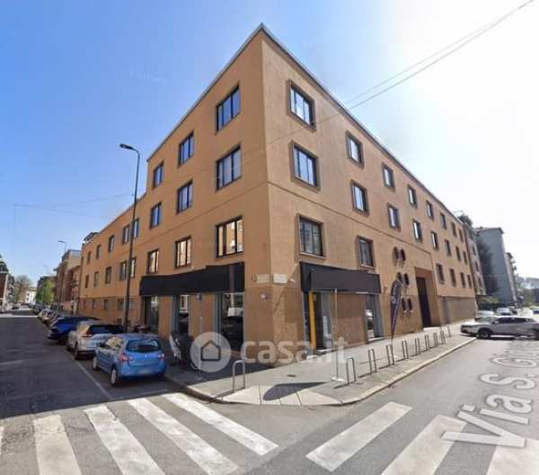 Capannone in commerciale in Via San Giovanni Battista de la Salle