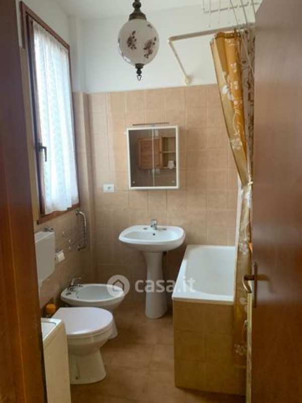 Appartamento in residenziale in Via Michele Antonio VibÃ² 63