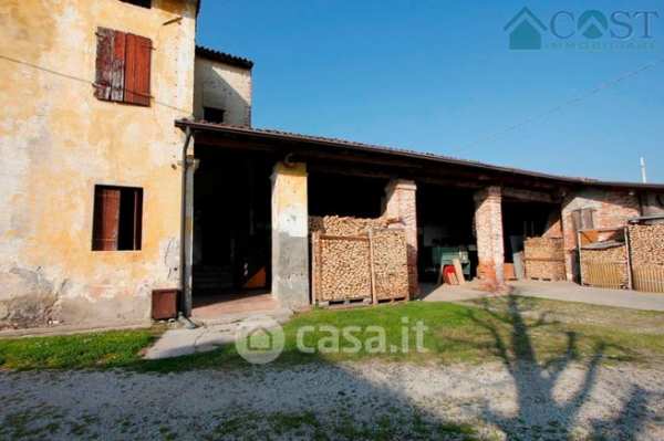 Casa indipendente in residenziale in Via Sega 64