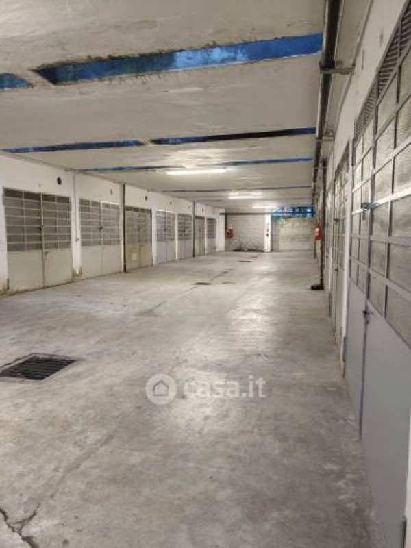 Box/posto auto in residenziale in Via Casteldelfino 8