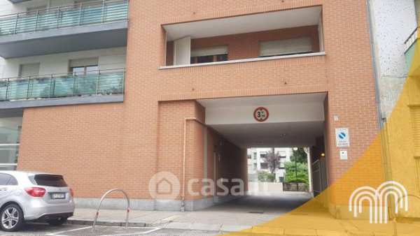 Box/posto auto in residenziale in Via Villar Focchiardo 25 A