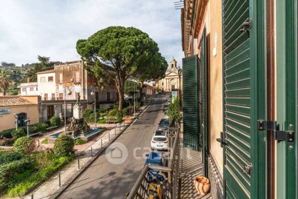 Casa indipendente in residenziale in 