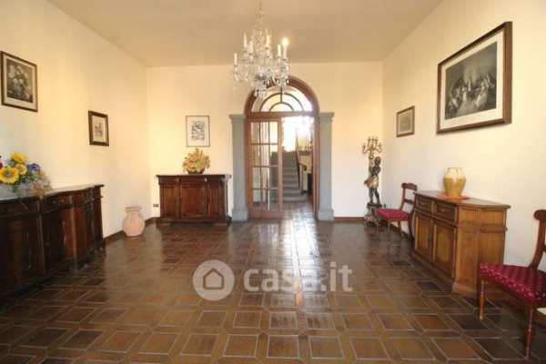 Appartamento in residenziale in Via Firenze 136