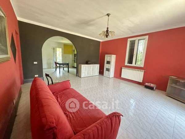 Villa in residenziale in 