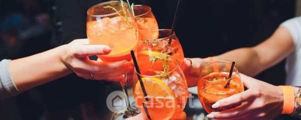 Negozio/locale commerciale in commerciale in Piazza San NicolÃ² 13