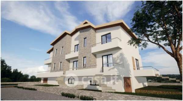 Villetta a schiera in residenziale in Via Caruscino