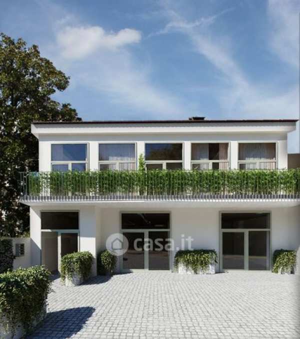 Ufficio in commerciale in Via di Brozzi 54