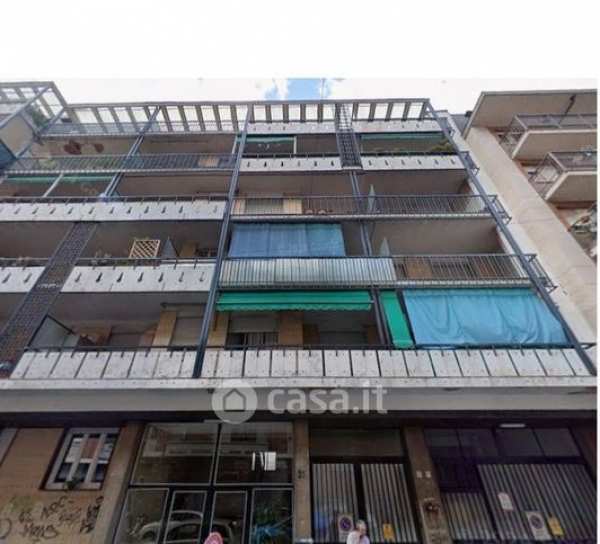 Negozio/locale commerciale in commerciale in Via Eusebio Bava 21